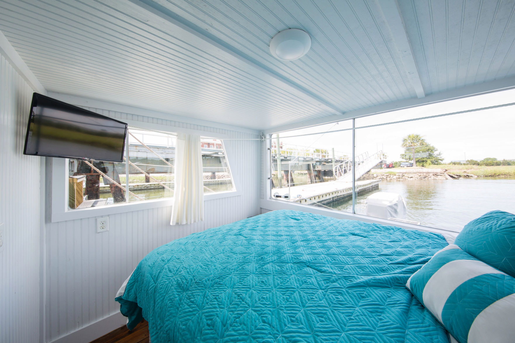 Charleston Airbnb listing